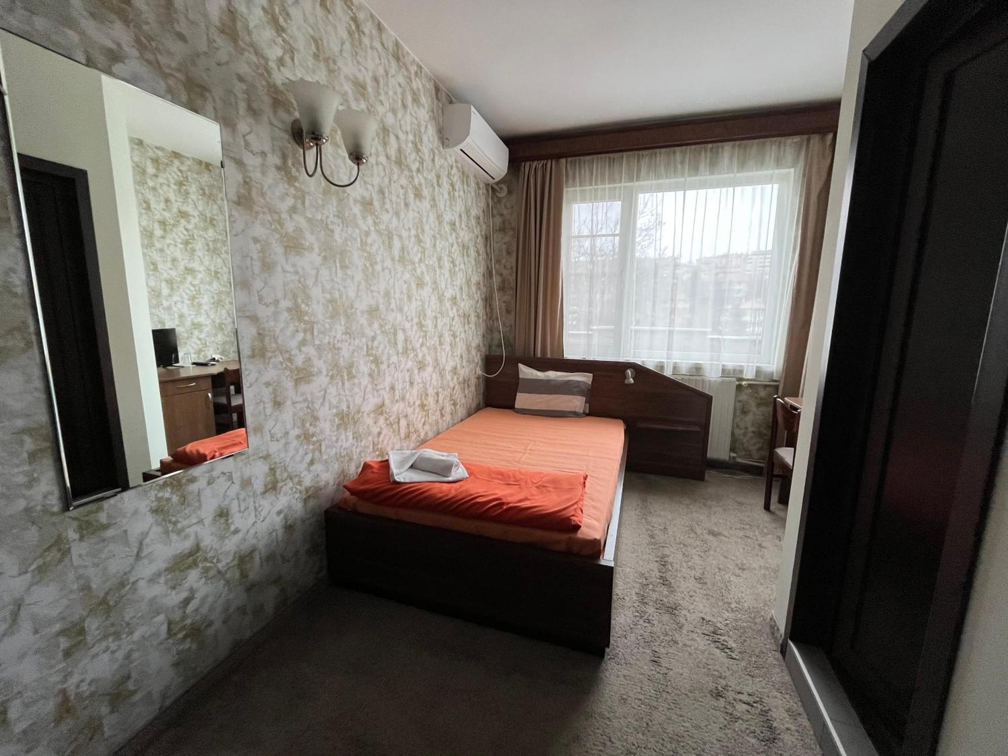 Park Hotel Ivailo Veliko Turnovo Ruang foto